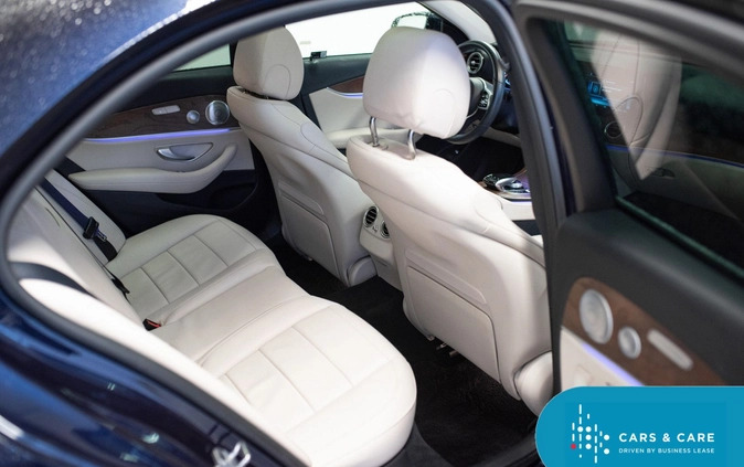 Mercedes-Benz Klasa E cena 159900 przebieg: 76264, rok produkcji 2019 z Kostrzyn nad Odrą małe 326